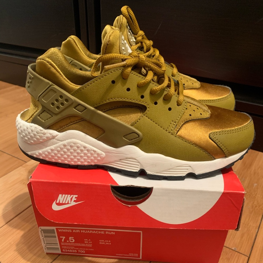 Women’s hold huaraches
